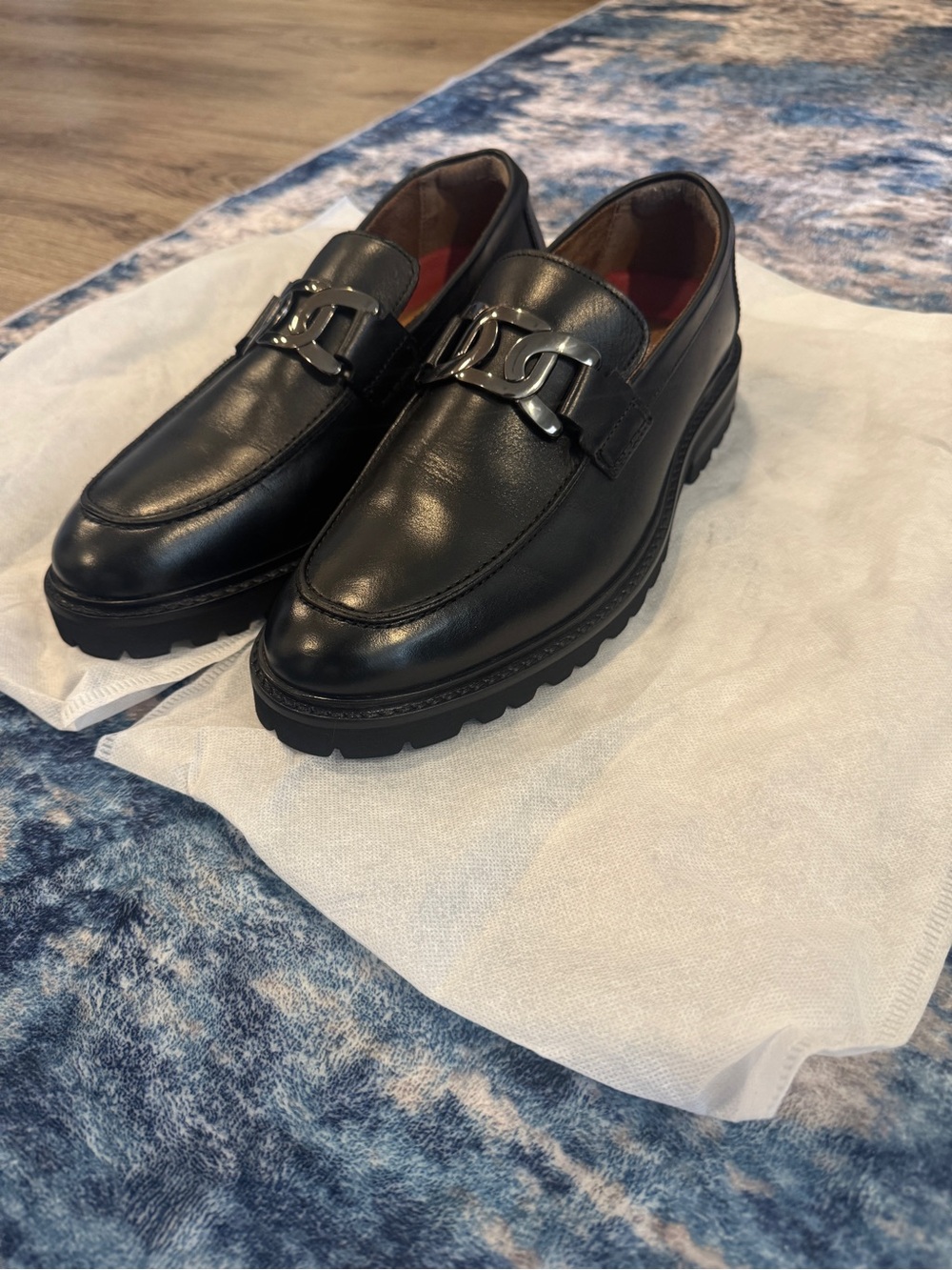 Stacey Adams Leather Dress Loafers with Silver Chain Accent - Picture 3 of 7